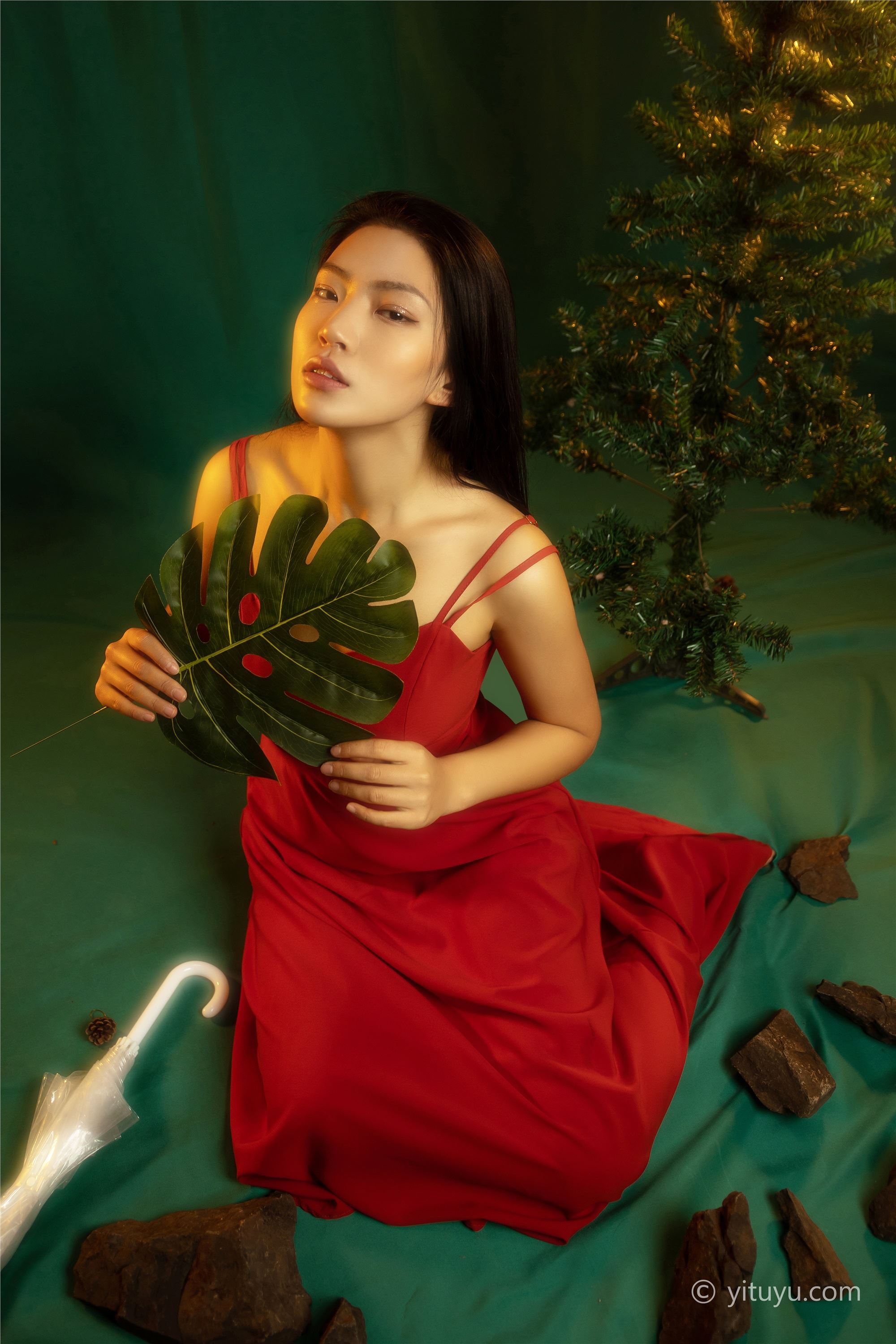 YITUYU艺图语  2021.05.24 红装 娇娇